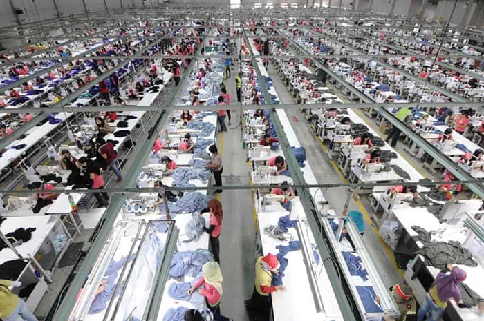 Ngành gia công may mặc phát sinh lượng nước thải từ quá trình sinh hoạt nhân công và sản xuất. Ngành gia công may mặc phát sinh lượng nước thải từ quá trình sinh hoạt nhân công và sản xuất.