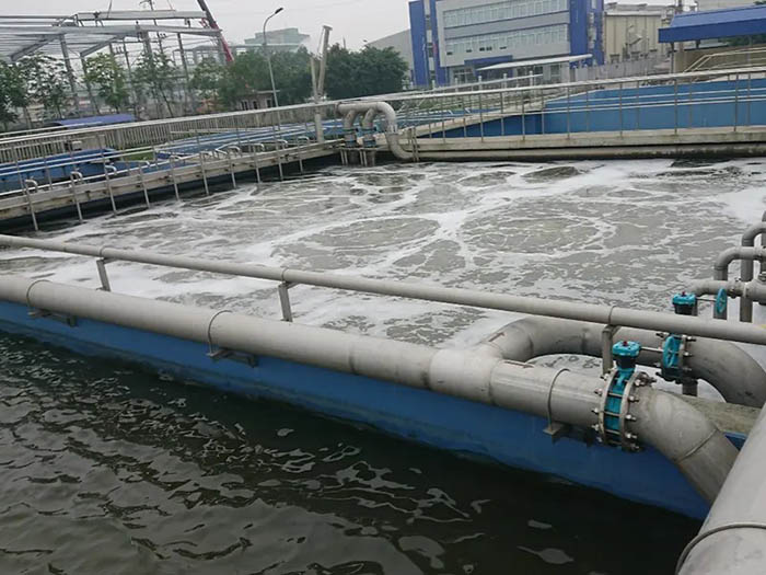 Tuần hoàn một phần trở lại bể sinh học để duy trì nồng độ vi sinh. Tuần hoàn một phần trở lại bể sinh học để duy trì nồng độ vi sinh.