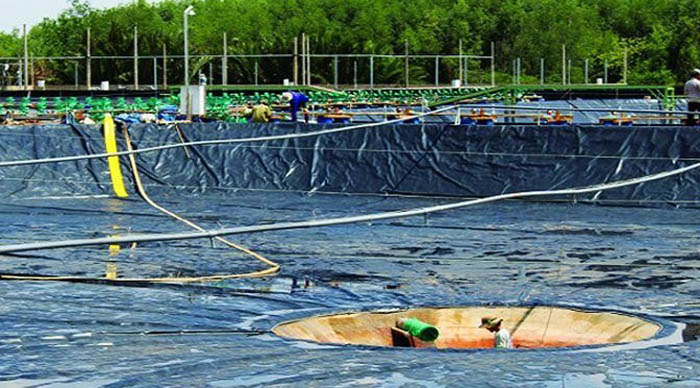 Siphon ao tôm bằng van tự động. Siphon ao tôm bằng van tự động.