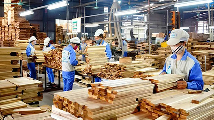 Nước thải sản xuất gỗ phát sinh từ quá trình chế biến và sản xuất gỗ. Nước thải sản xuất gỗ phát sinh từ quá trình chế biến và sản xuất gỗ.