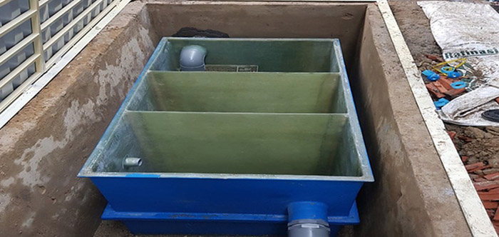 Bể tách mỡ là công trình quan trọng nhất trong giai đoạn tiền xử lý nước thải từ trung tâm hội nghị, tiệc cưới. Bể tách mỡ là công trình quan trọng nhất trong giai đoạn tiền xử lý nước thải từ trung tâm hội nghị, tiệc cưới.