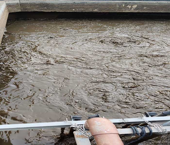 Bể chứa bùn thải tập trung toàn bộ bùn từ các công trình. Bể chứa bùn thải tập trung toàn bộ bùn từ các công trình.