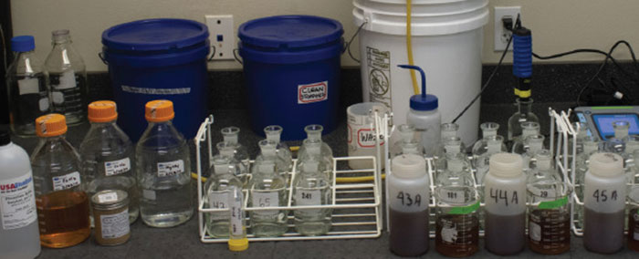 BOD và COD là hai chỉ tiêu quan trọng trong đánh giá chất lượng nước thải. BOD và COD là hai chỉ tiêu quan trọng trong đánh giá chất lượng nước thải.